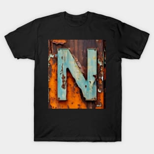 Rusty Letter N Antique Monogram Letter N Initial Alphabet T-Shirt